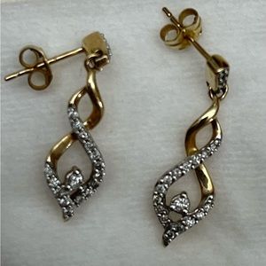 small diamond dangle earrings